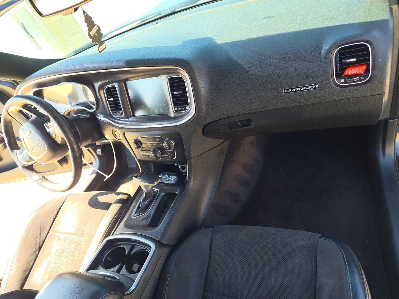2017 Dodge Charger R/T 392 - Image 5