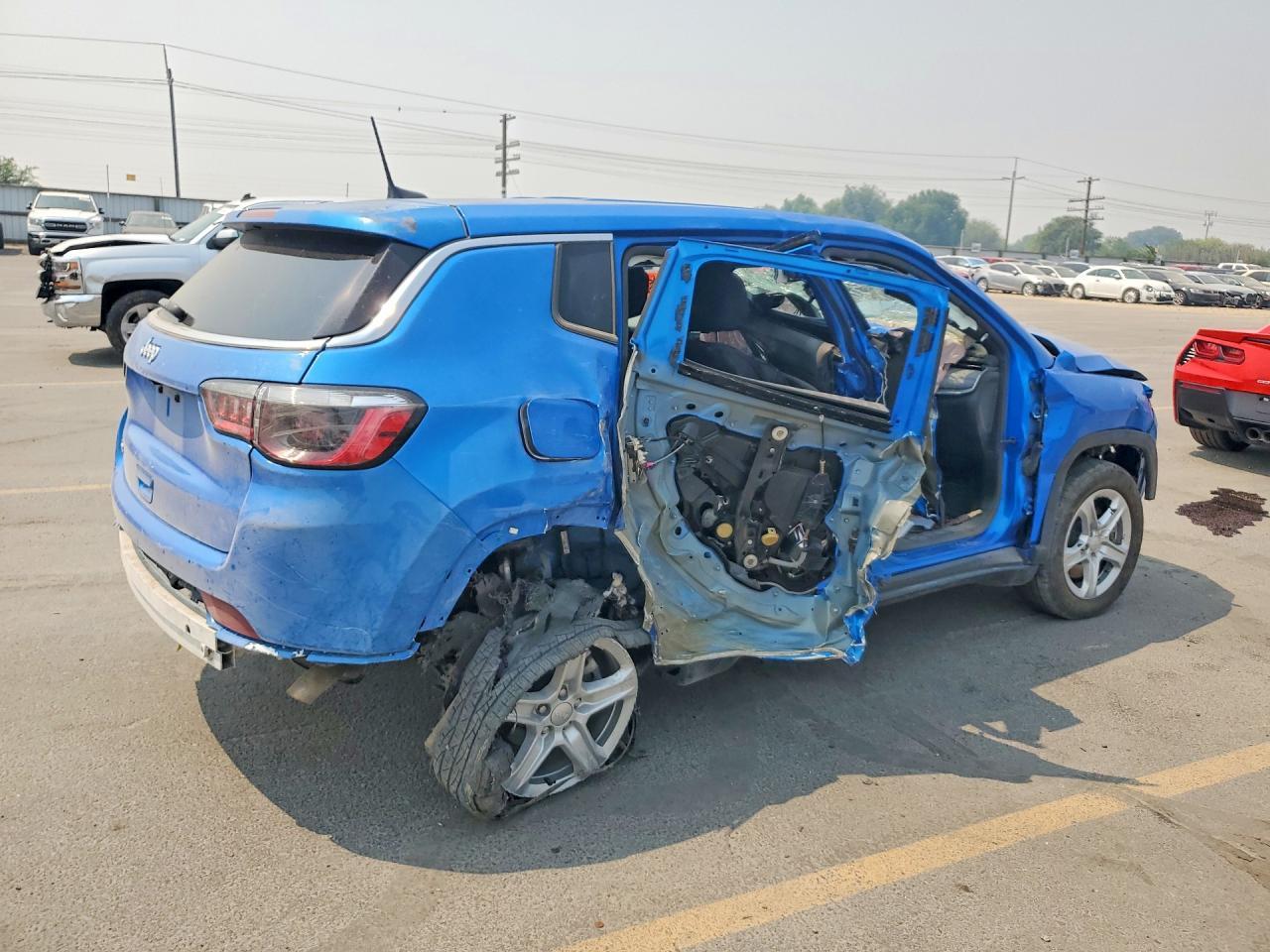 2024 Jeep Compass Sport - Фото 3