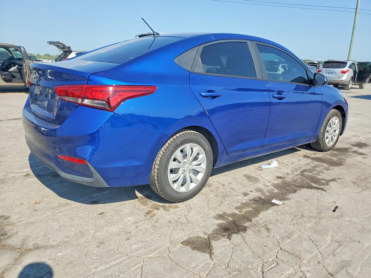2020 Hyundai Accent Se - Image 3