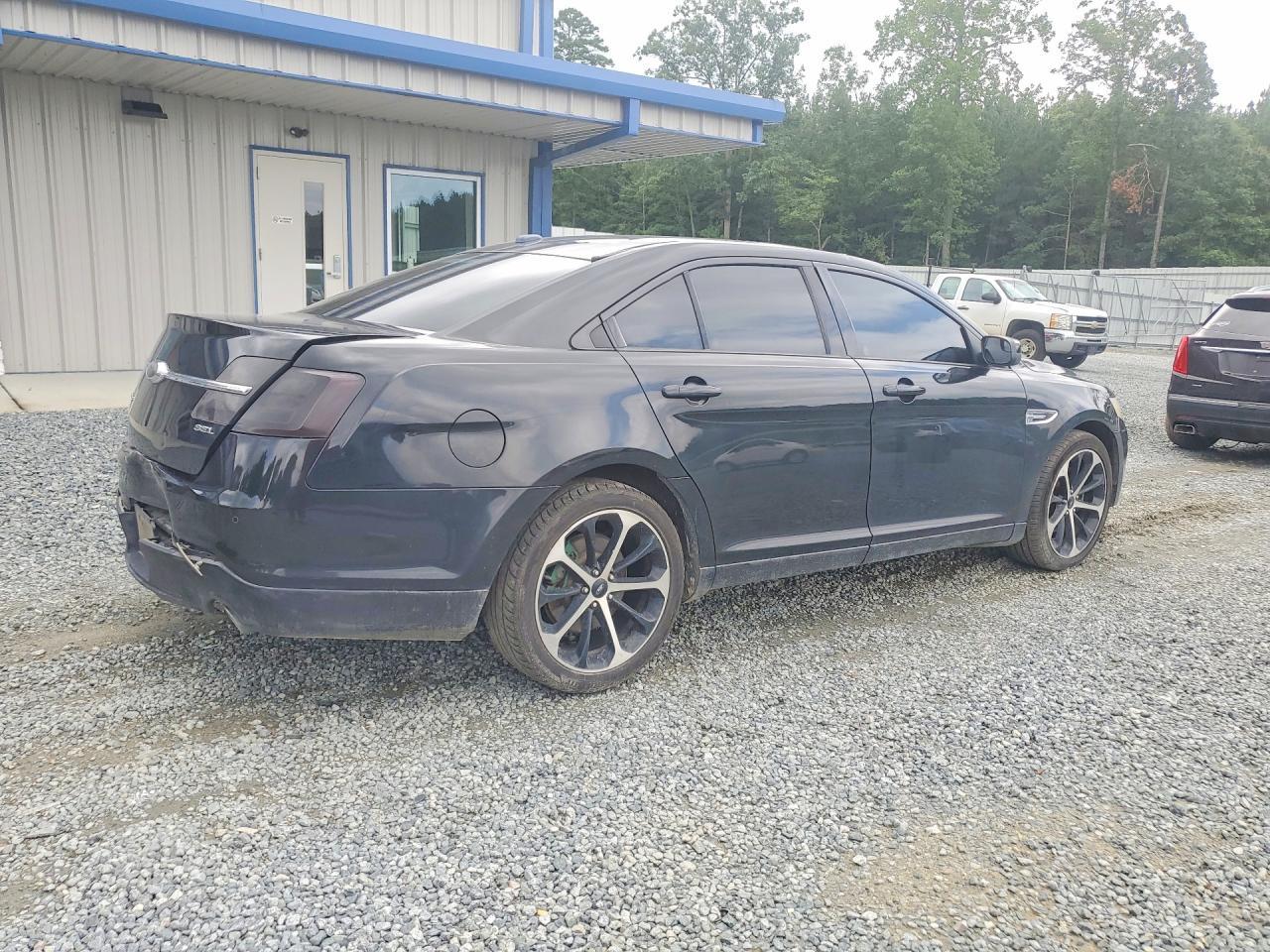 2014 Ford Taurus - Image 3