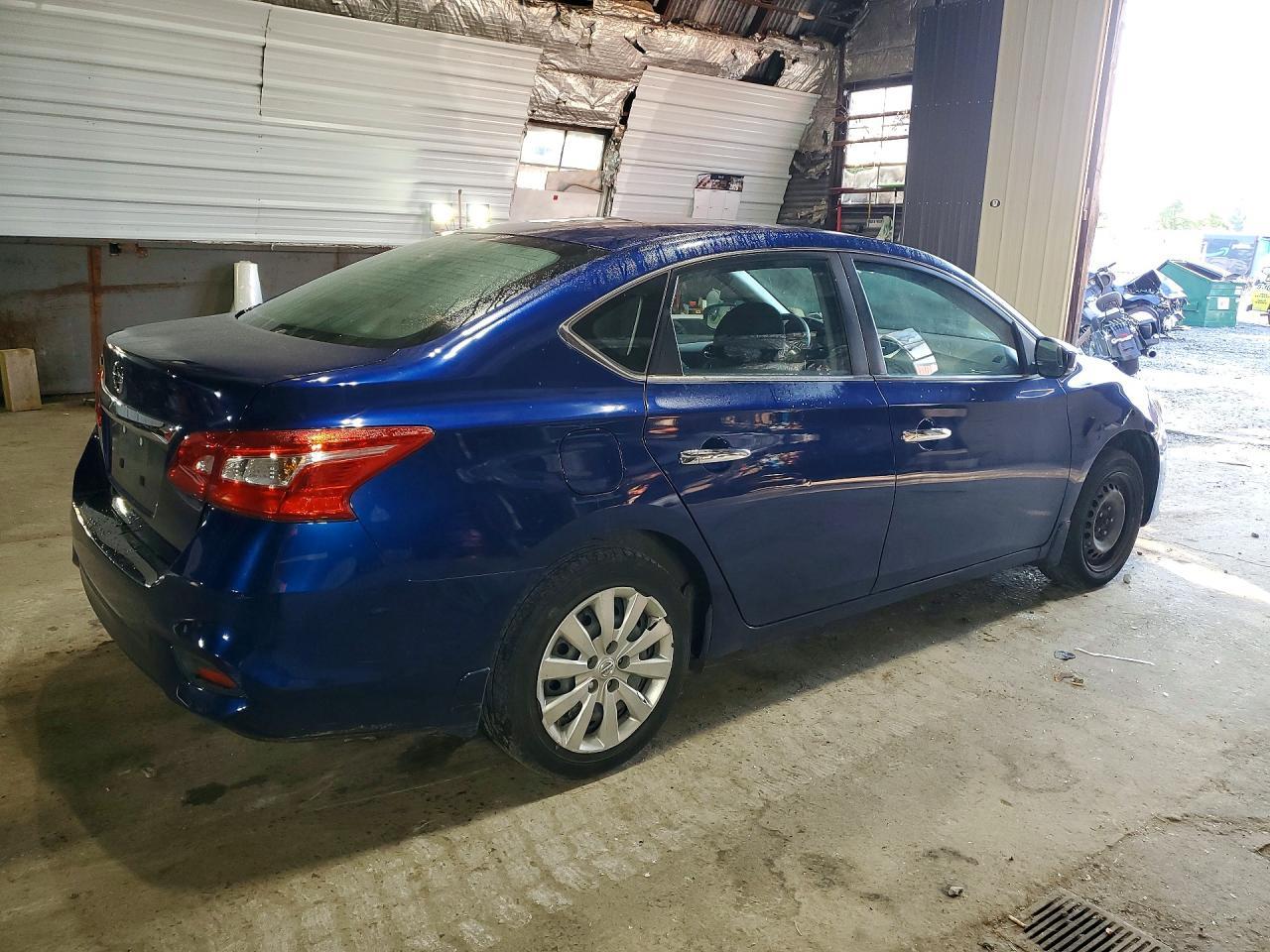 2016 Nissan Sentra S - Image 3