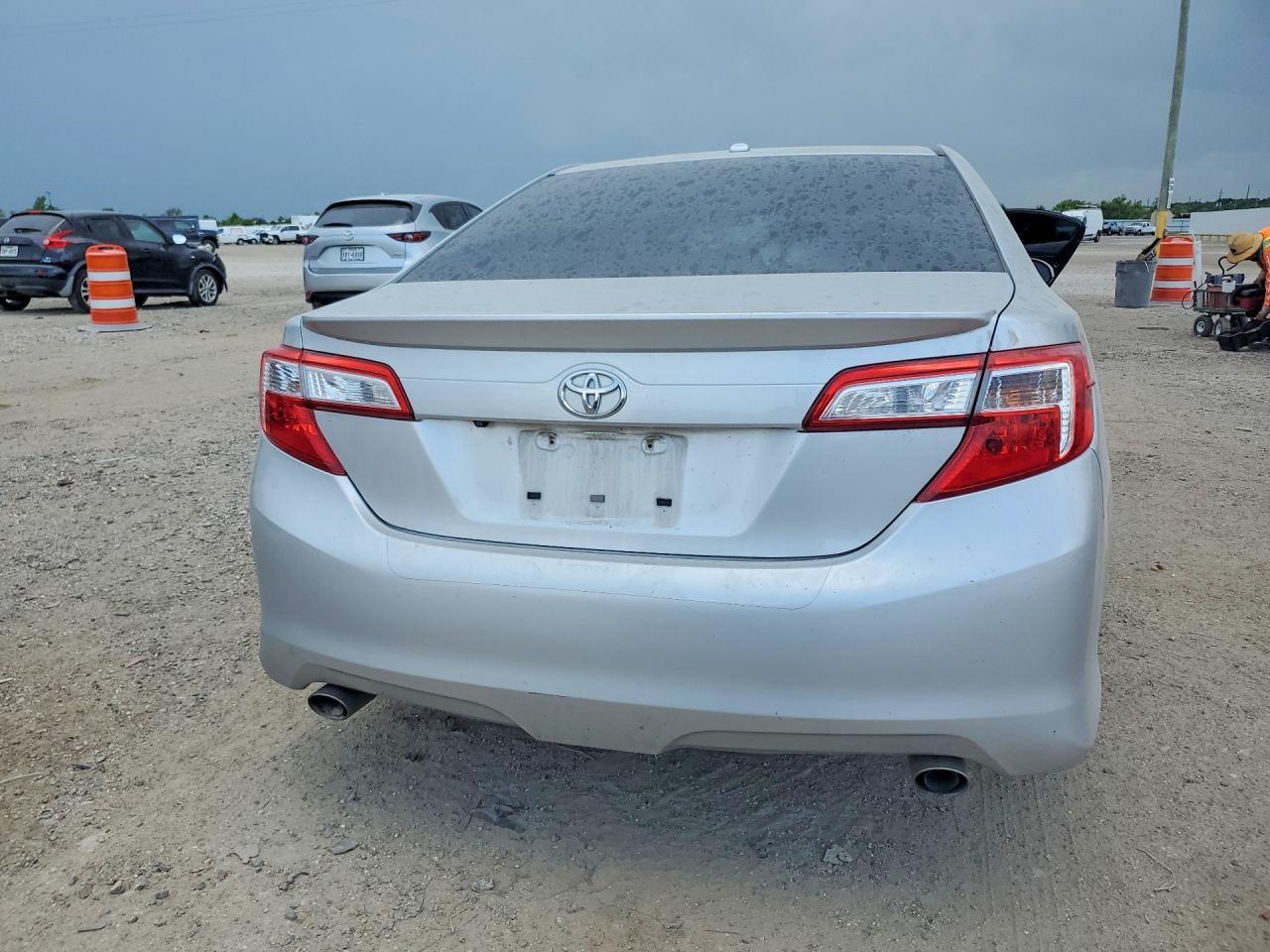 2014 Toyota Camry Se V6 - Фото 6