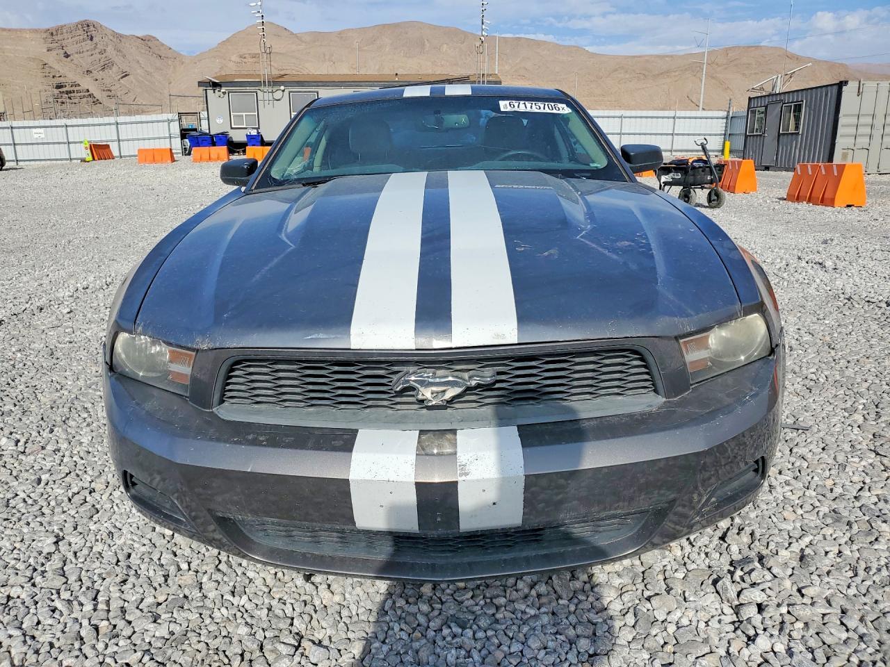 2010 Ford Mustang - Image 5