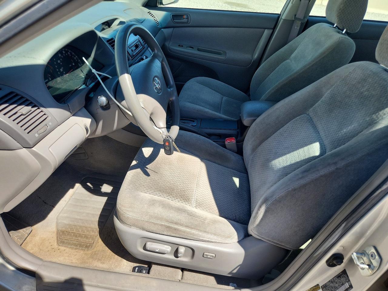 2004 Toyota Camry Le - Фото 7