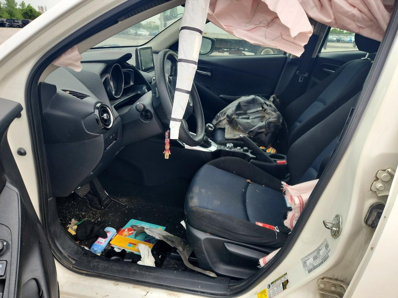 2018 Toyota Yaris Ia Base - Image 7