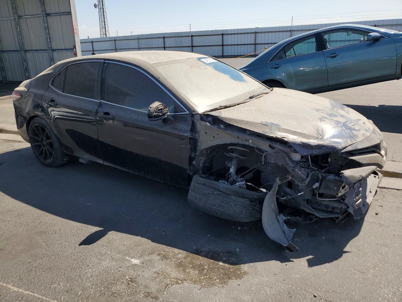 2019 Toyota Camry Le - Фото 4
