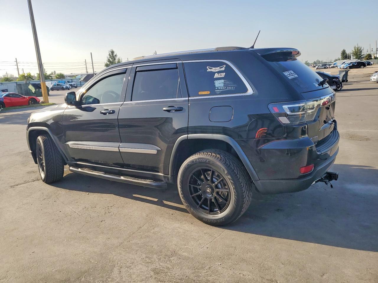 2012 Jeep Grand Cherokee Laredo - Image 2