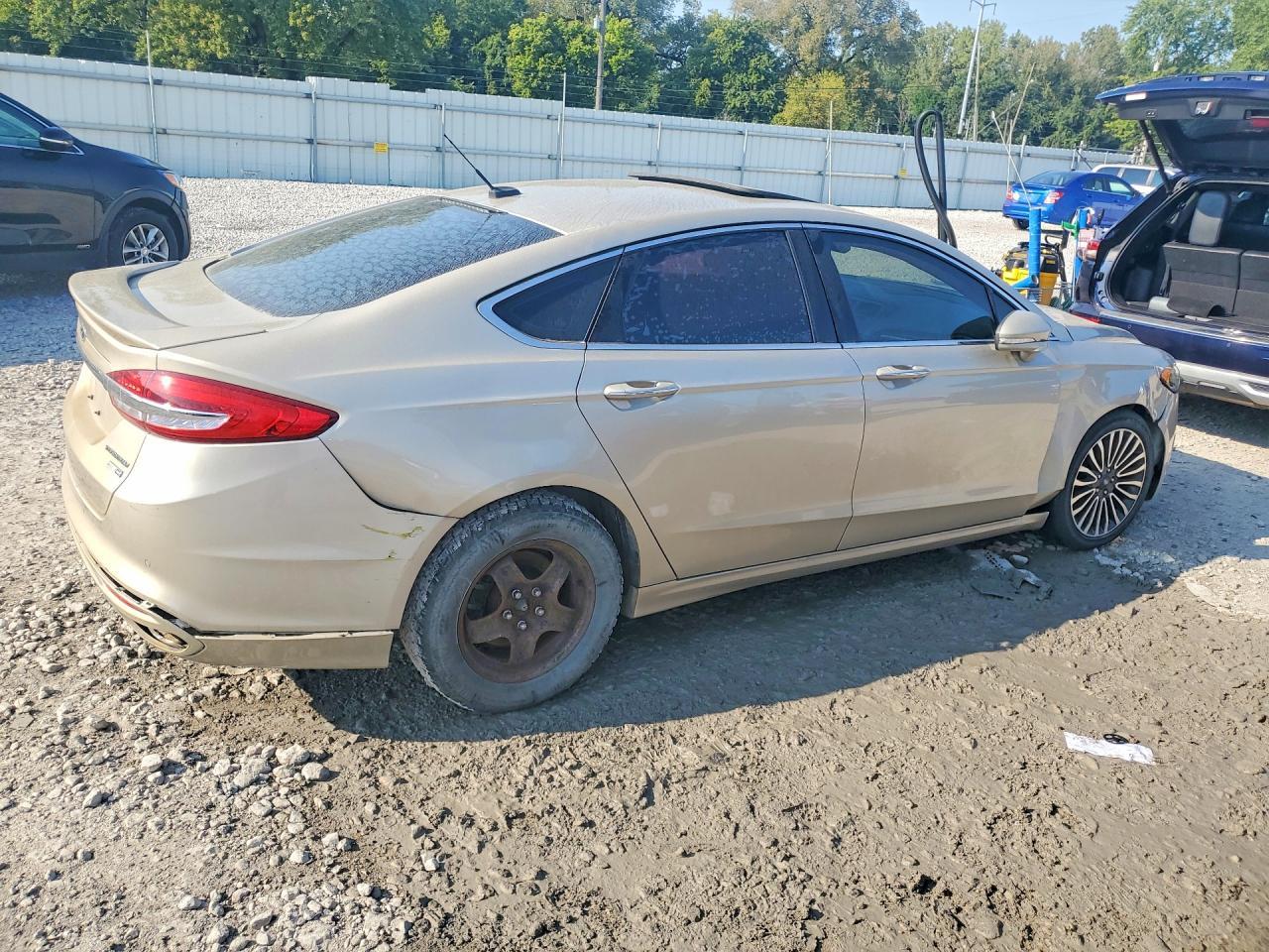 2018 Ford Fusion Titanium/Platinum - Фото 3