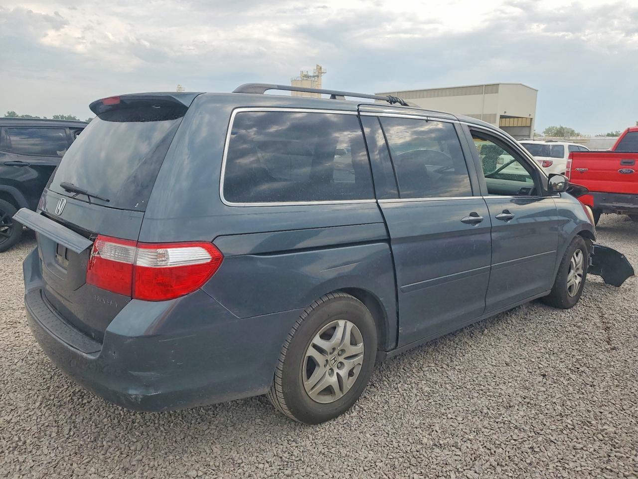 2005 Honda Odyssey Exl - Image 3