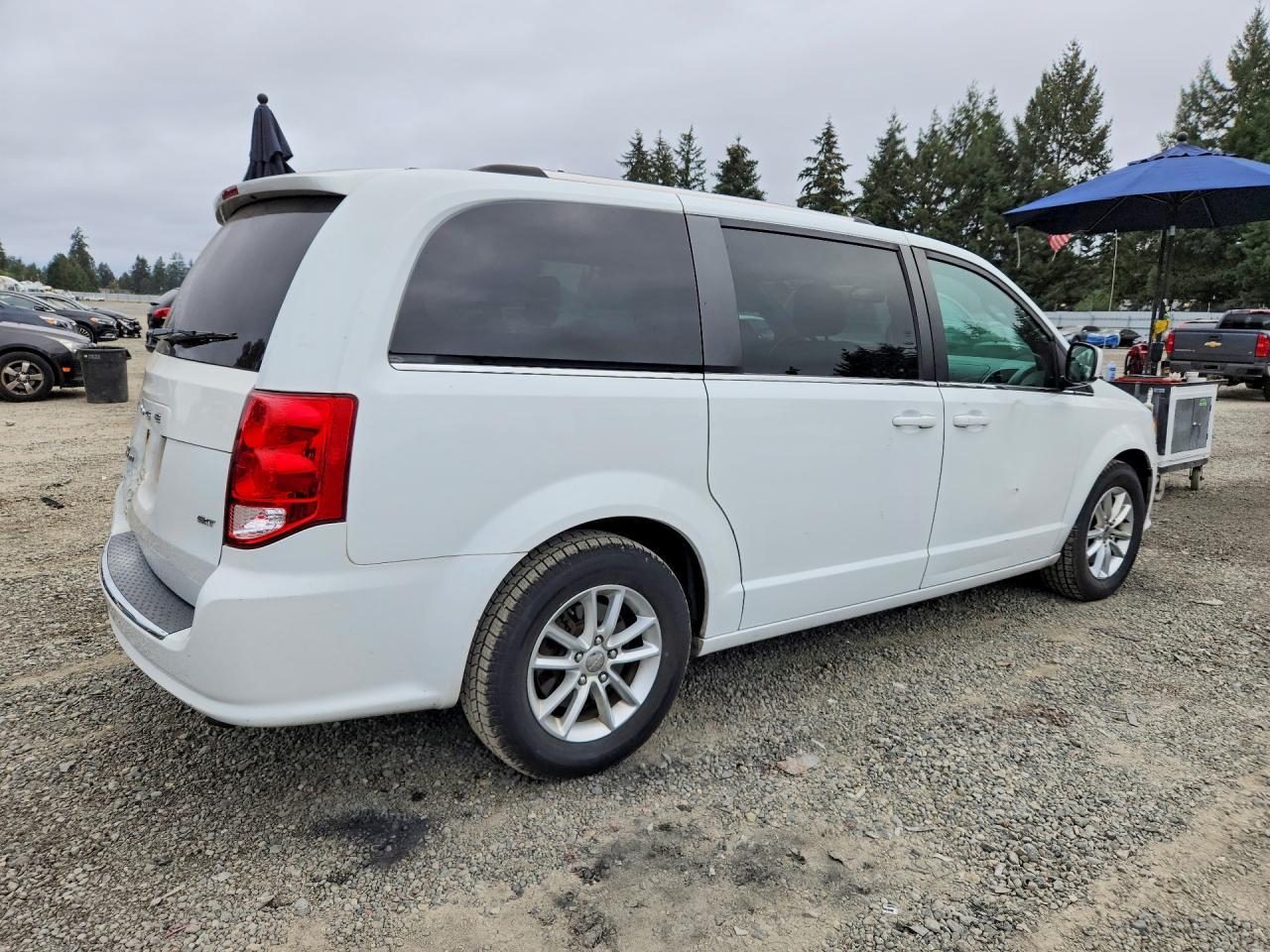 2020 Dodge Grand Caravan Sxt - Фото 3