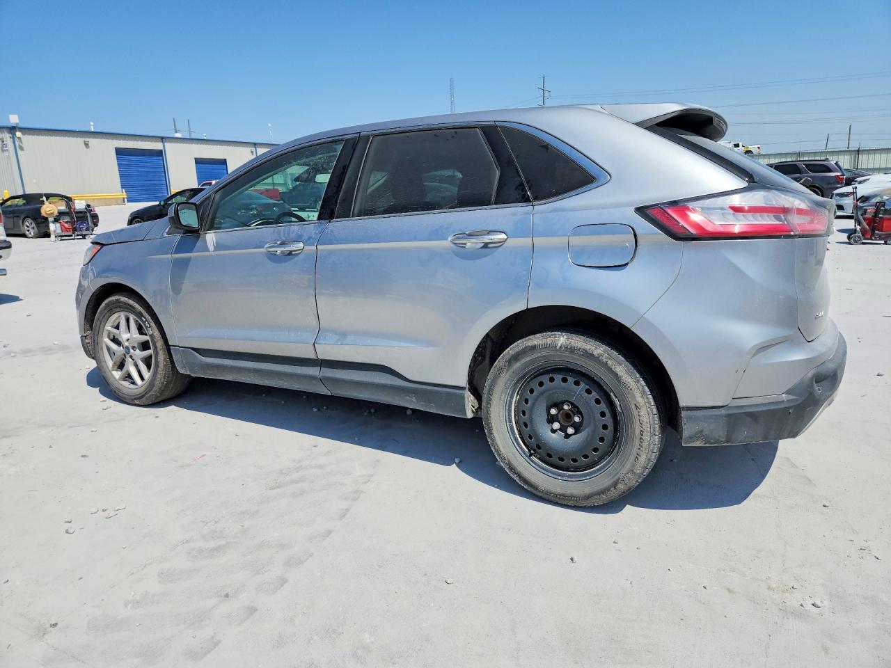 2021 Ford Edge Sel - Фото 2
