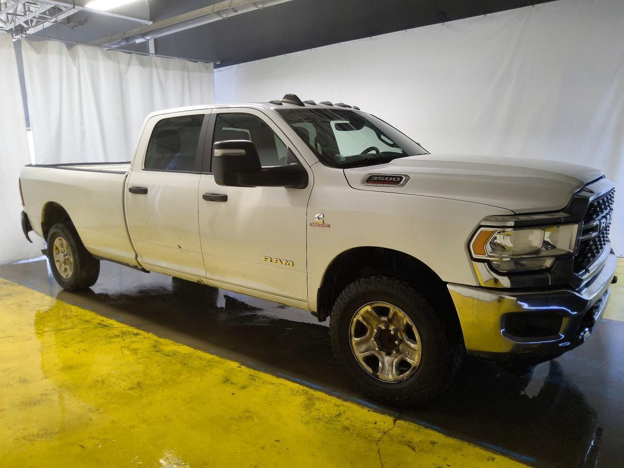 2023 Ram 3500 Big Horn - Фото 4