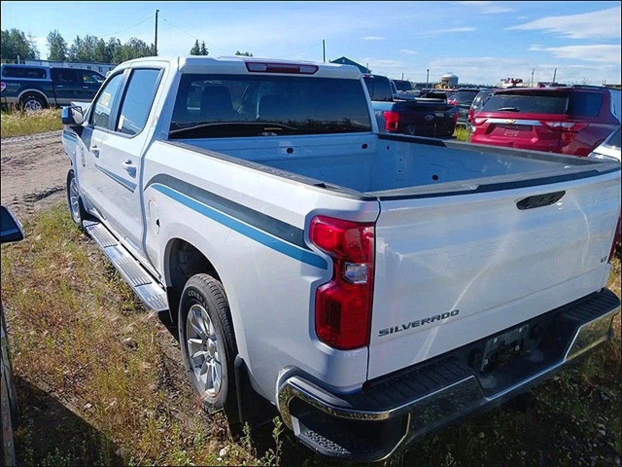 2023 Chevrolet Silverado K1500 Lt - Фото 2
