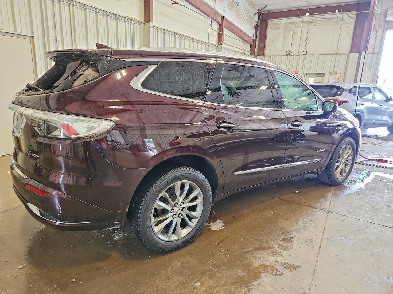 2023 Buick Enclave Avenir - Фото 3