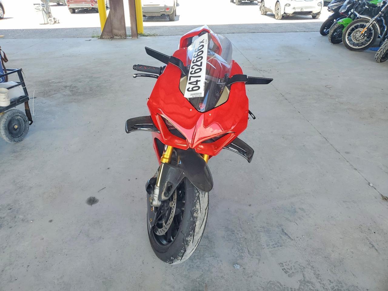 2023 Ducati Panigale V4 R - Image 2