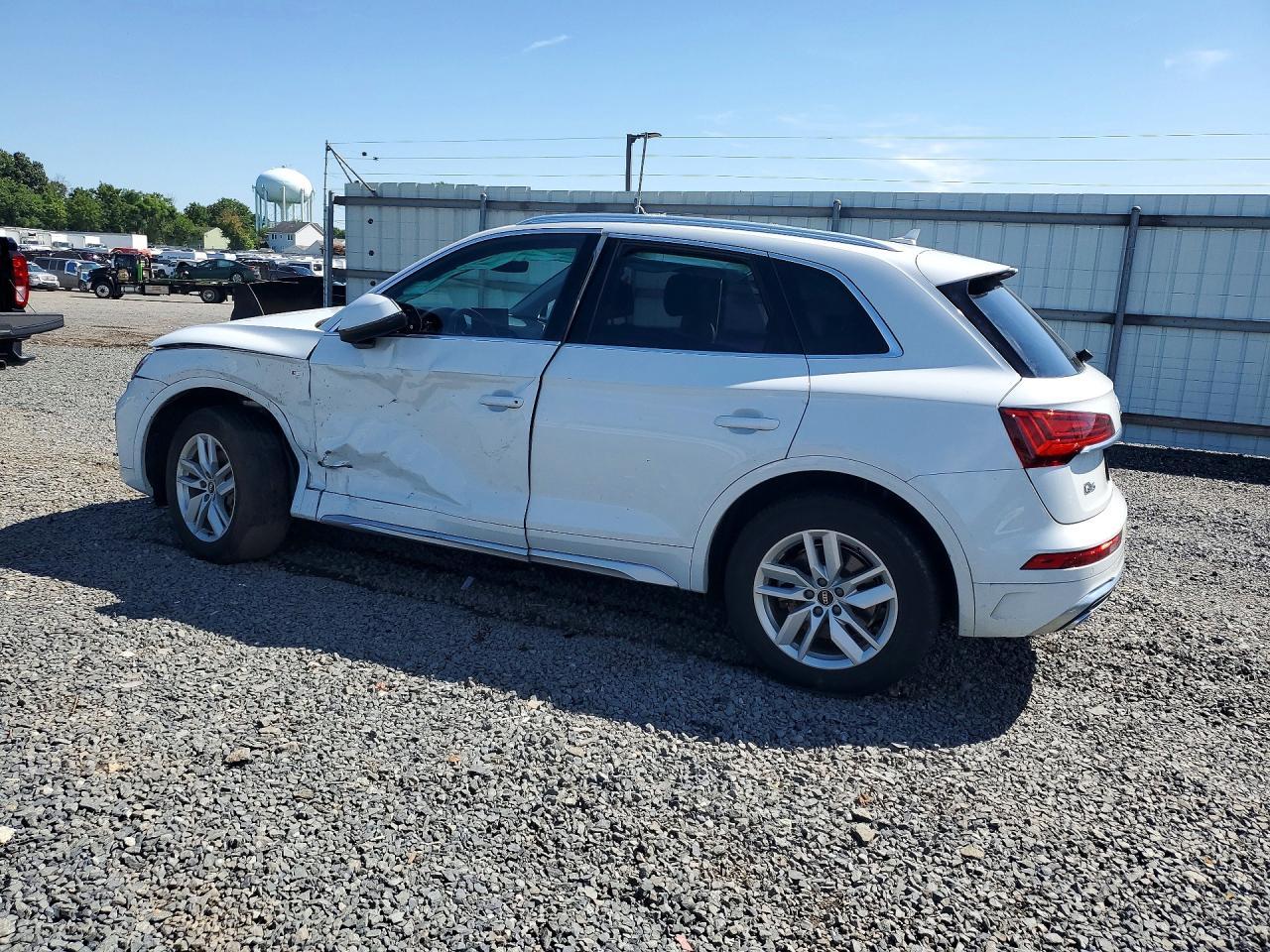 2022 Audi Q5 Premium 45 - Image 2