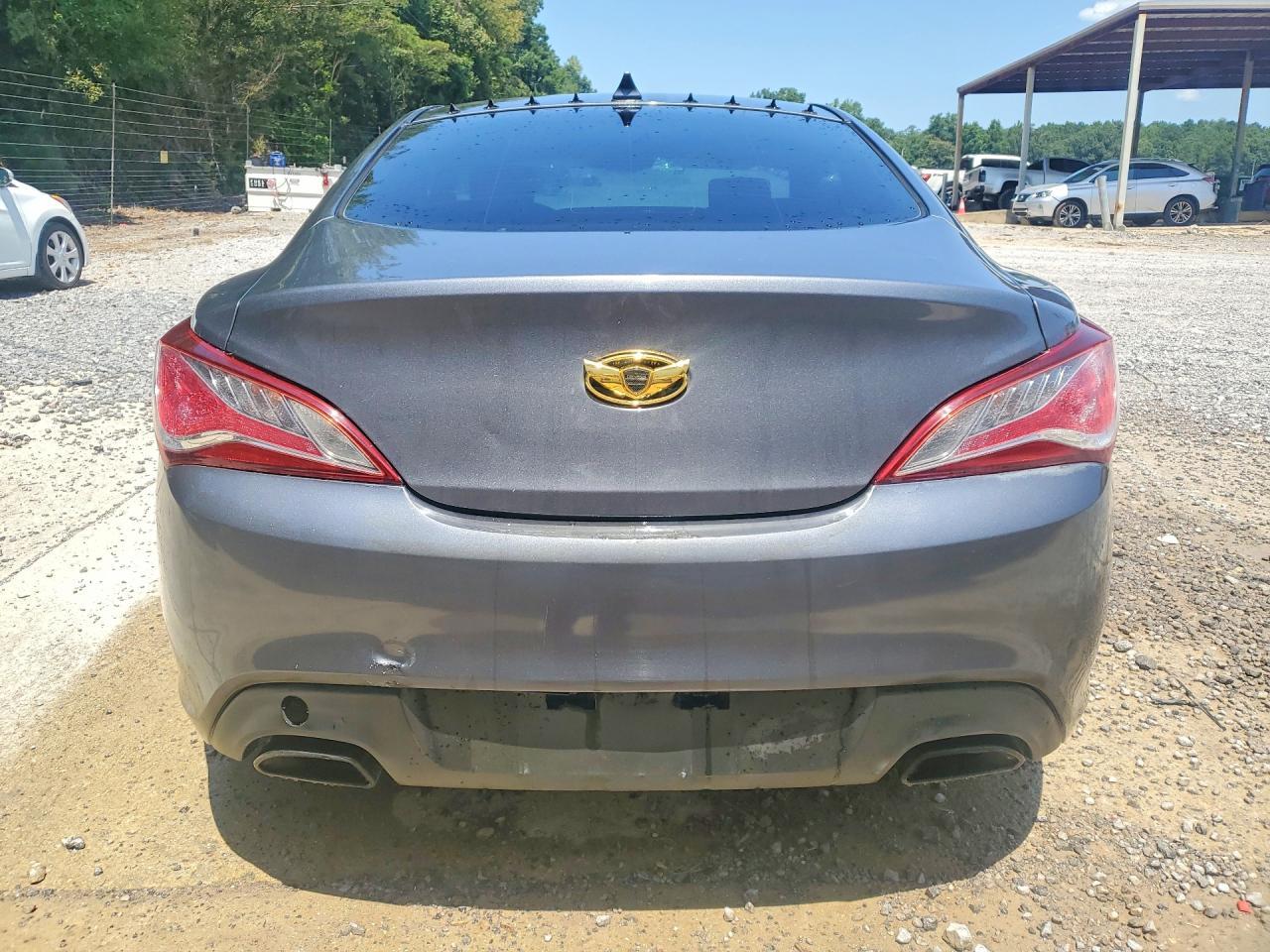 2016 Hyundai Genesis Coupe 3.8 - Image 6