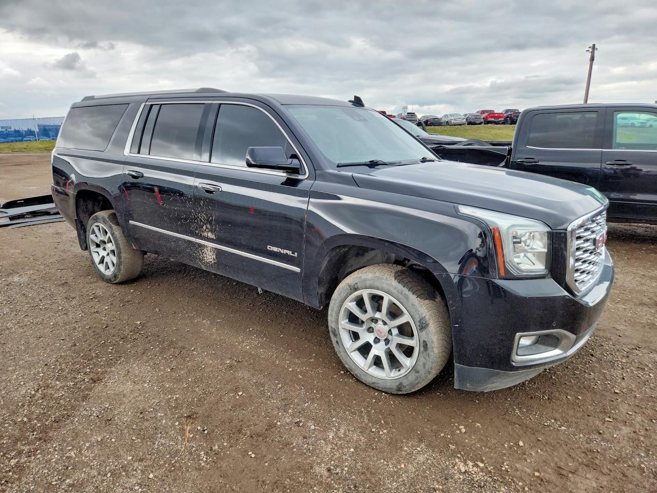 2025 GMC Yukon - Фото 4