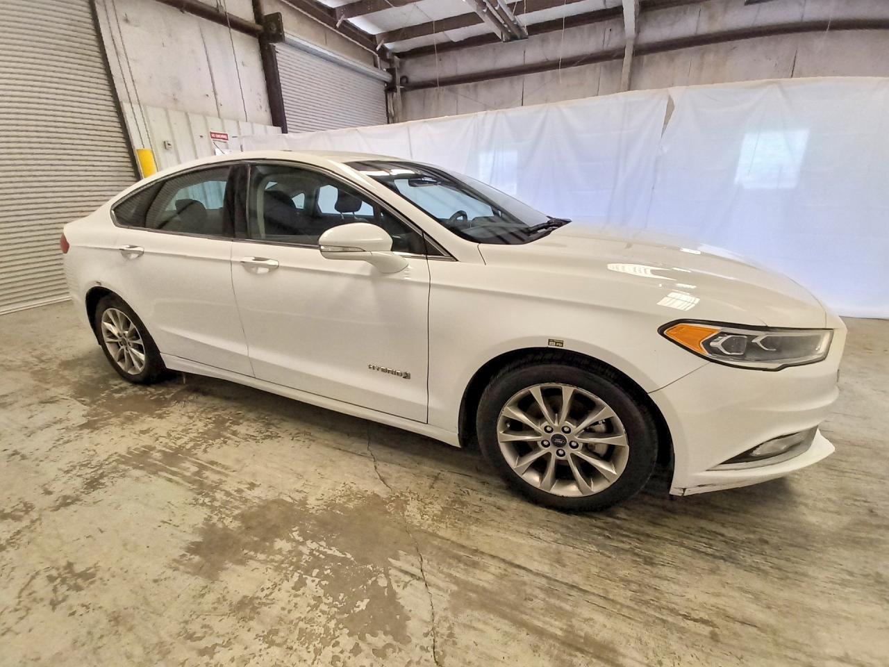 2017 Ford Fusion - Image 4