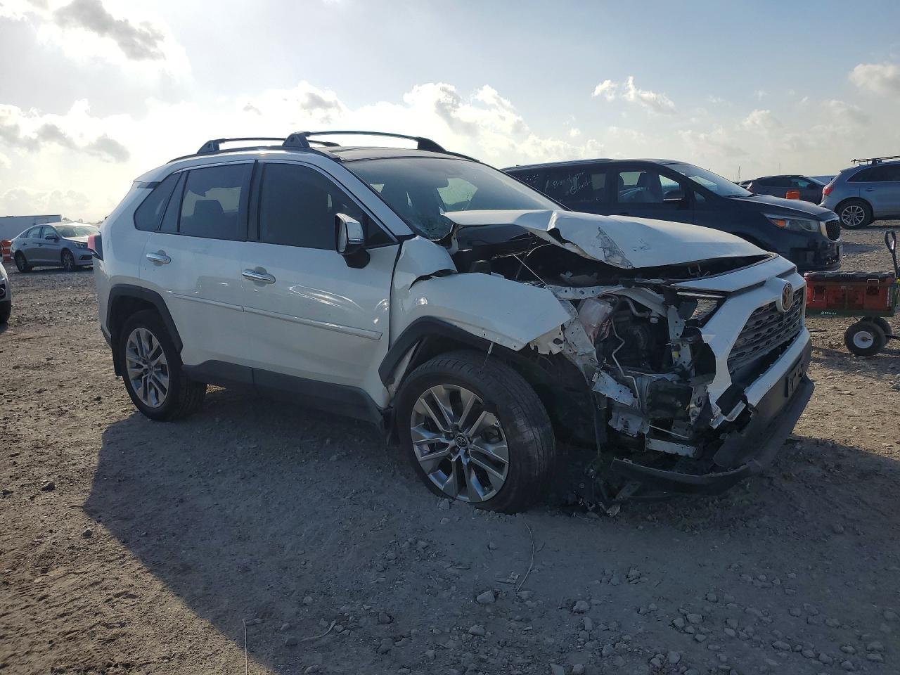 2019 Toyota Rav4 Limited - Фото 4