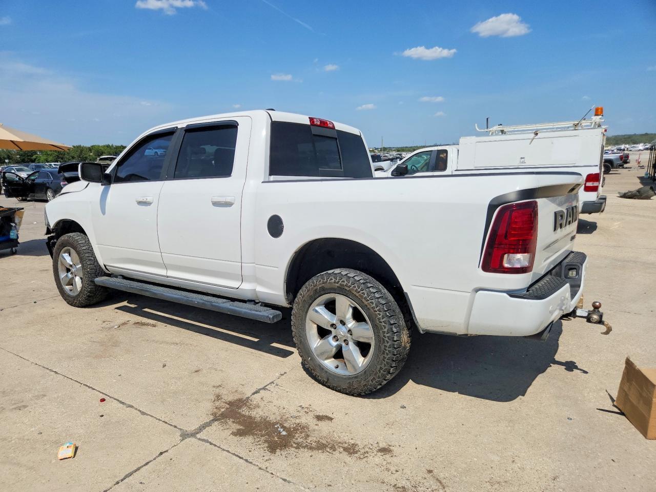 2016 Ram 1500 Sport - Фото 2