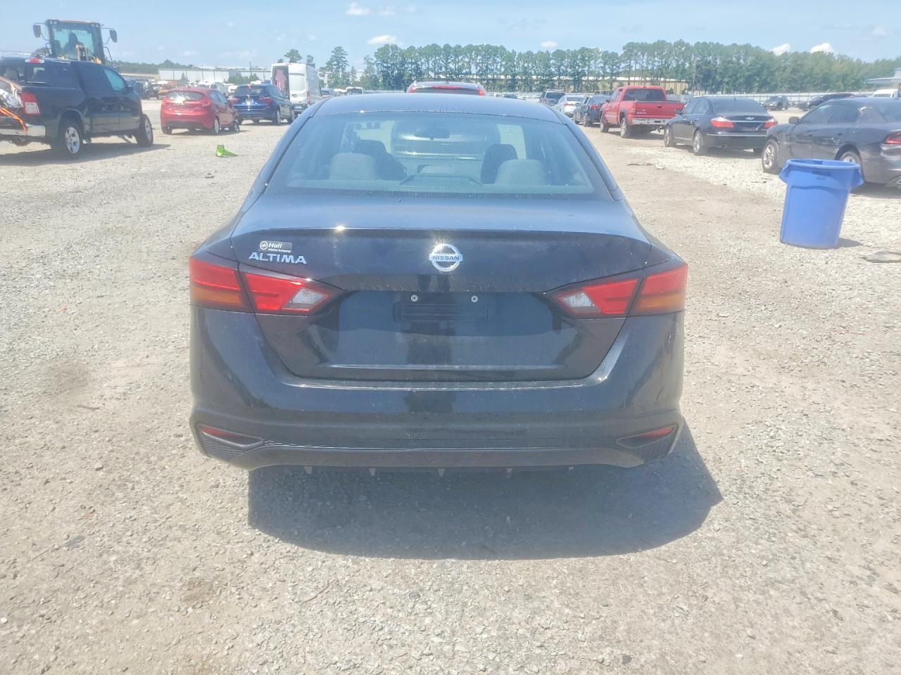 2022 Nissan Altima S - Фото 6