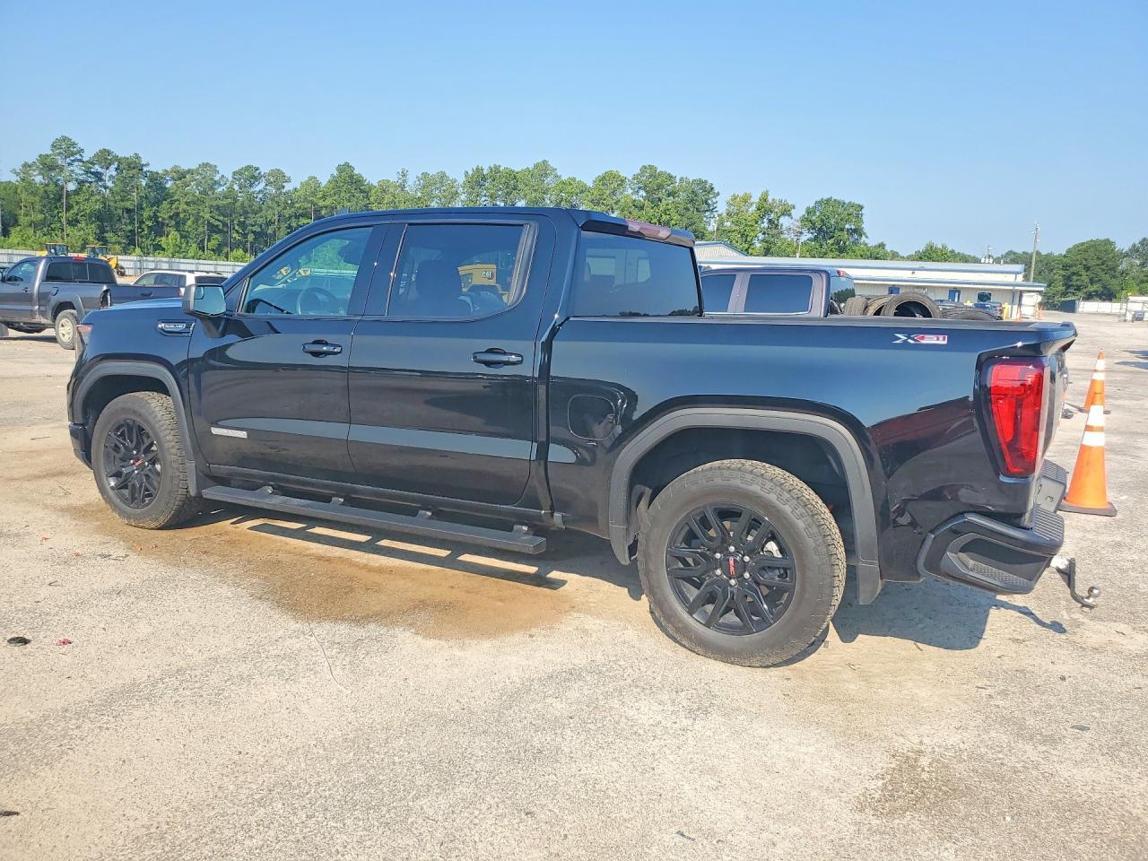 2024 GMC Sierra K1500 Elevation - Фото 2