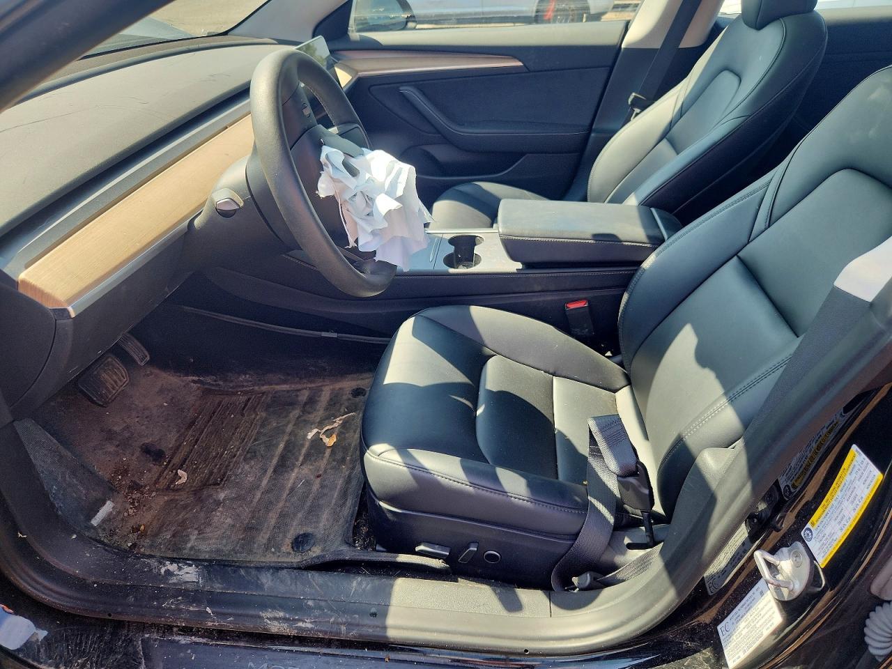2023 Tesla Model 3 - Image 7