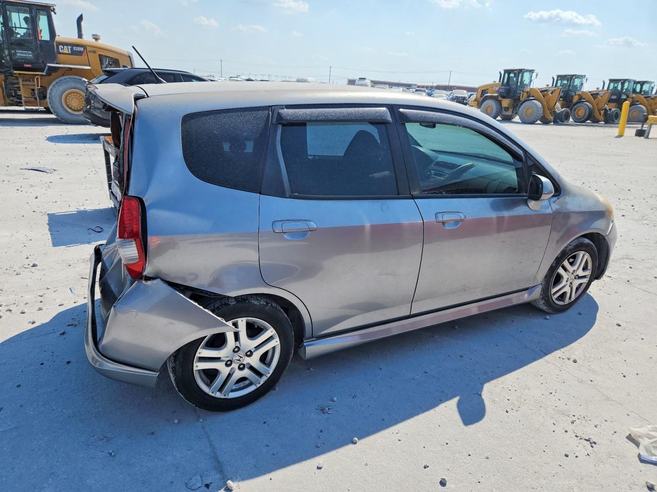 2007 Honda Fit S - Image 3