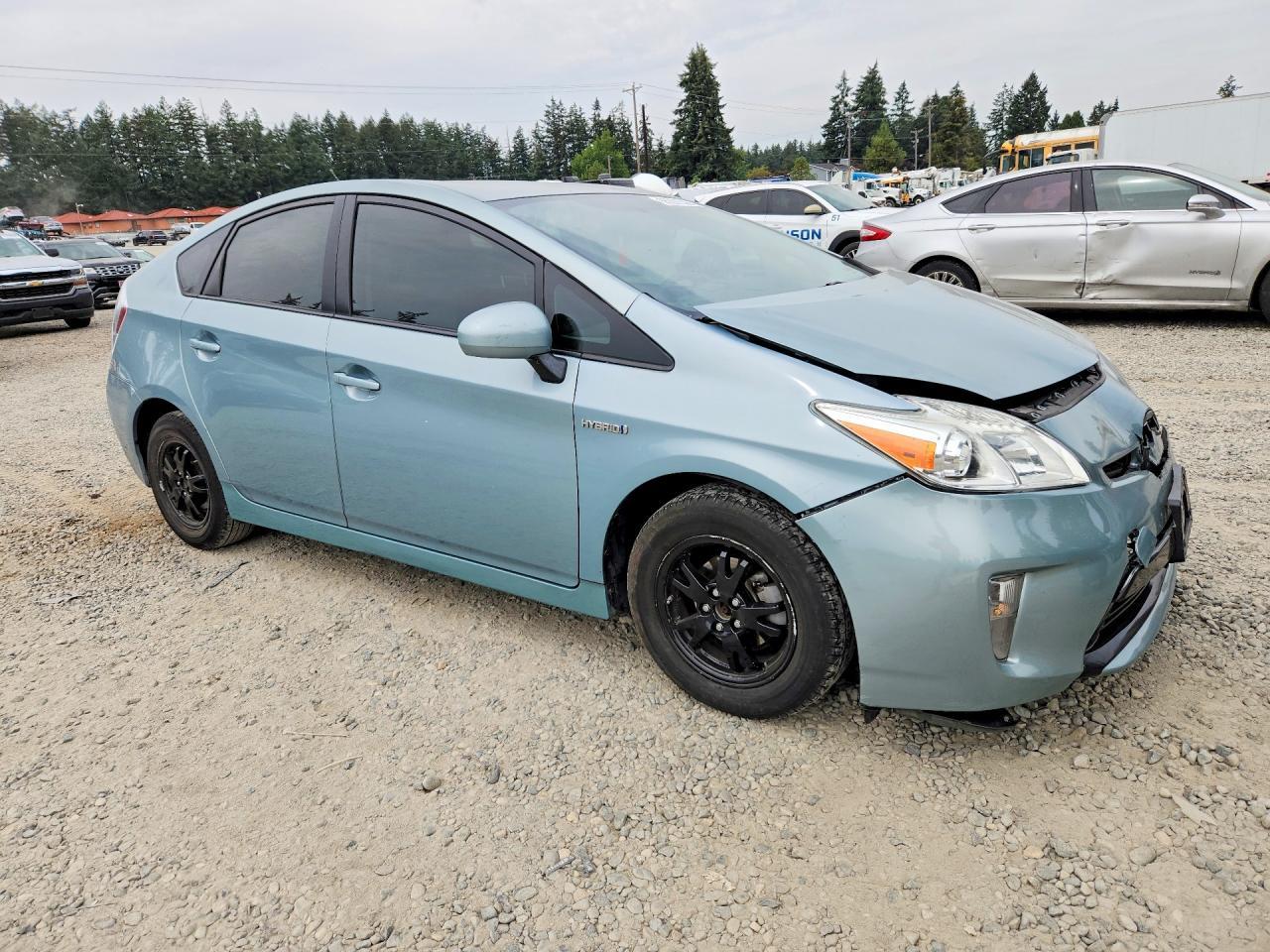 2015 Toyota Prius Three - Фото 4
