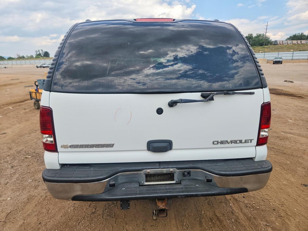 2003 Chevrolet Suburban K1500 - Image 6