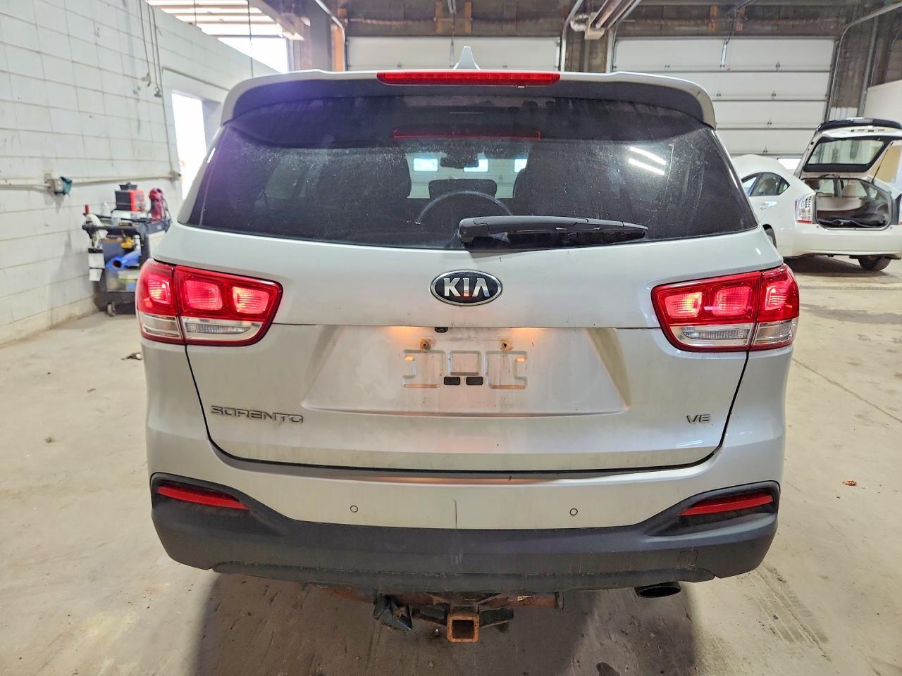 2016 Kia Sorento Lx V6 - Image 6