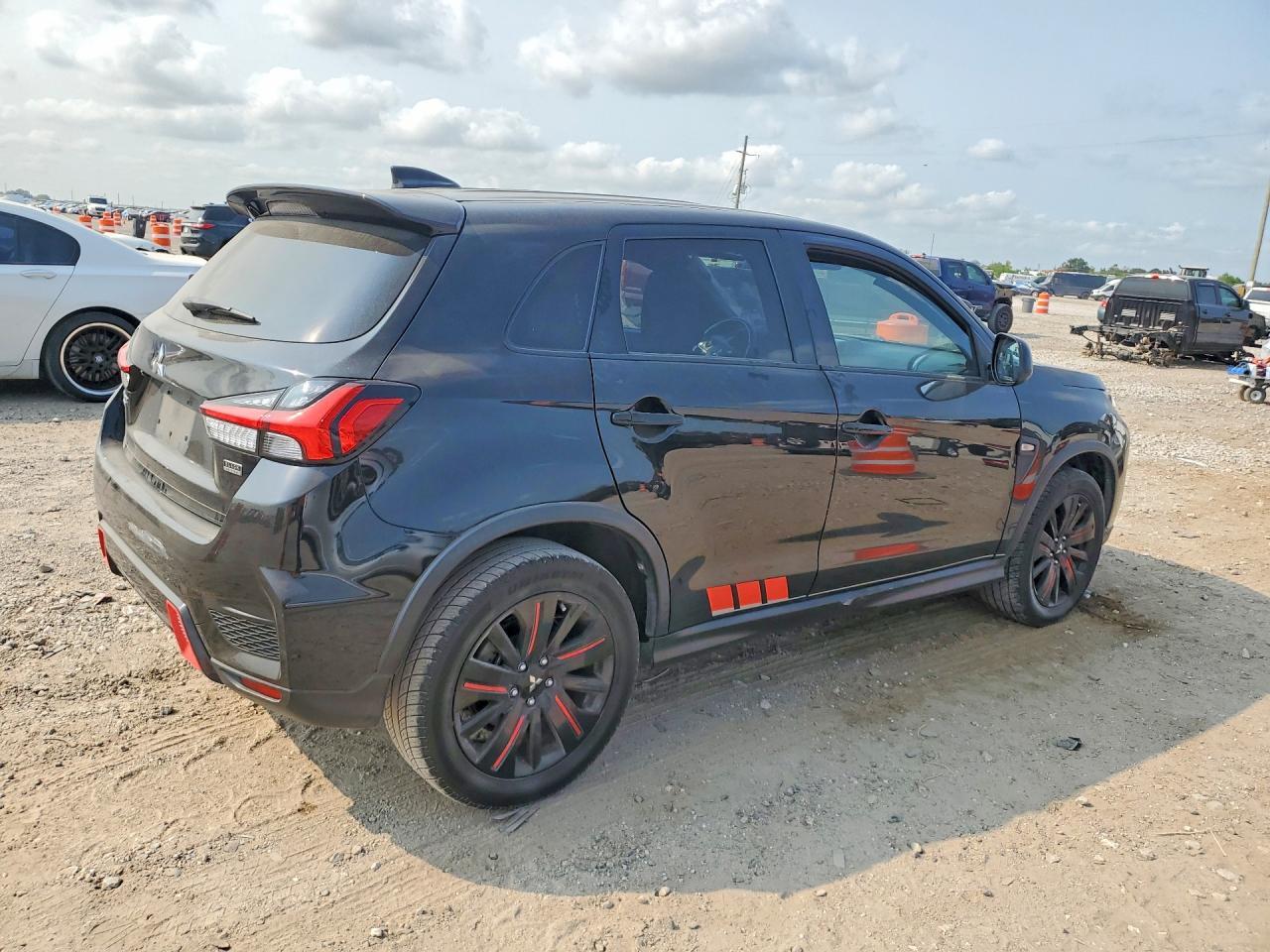2021 Mitsubishi Outlander Sport Es - Фото 3