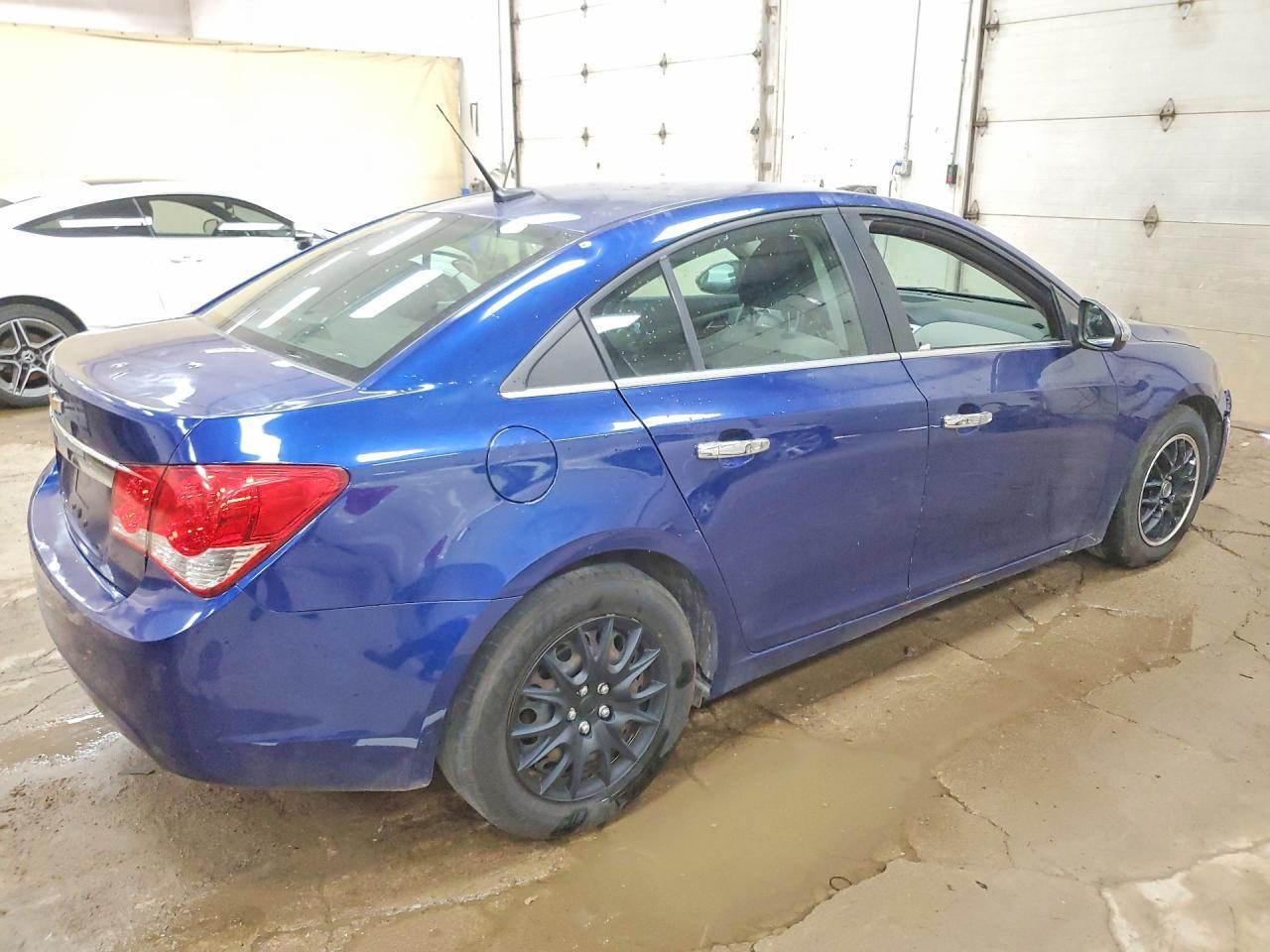 2012 Chevrolet Cruze Ls - Фото 3