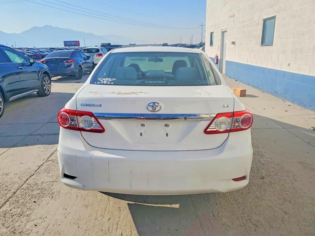 2013 Toyota Corolla Le - Фото 6