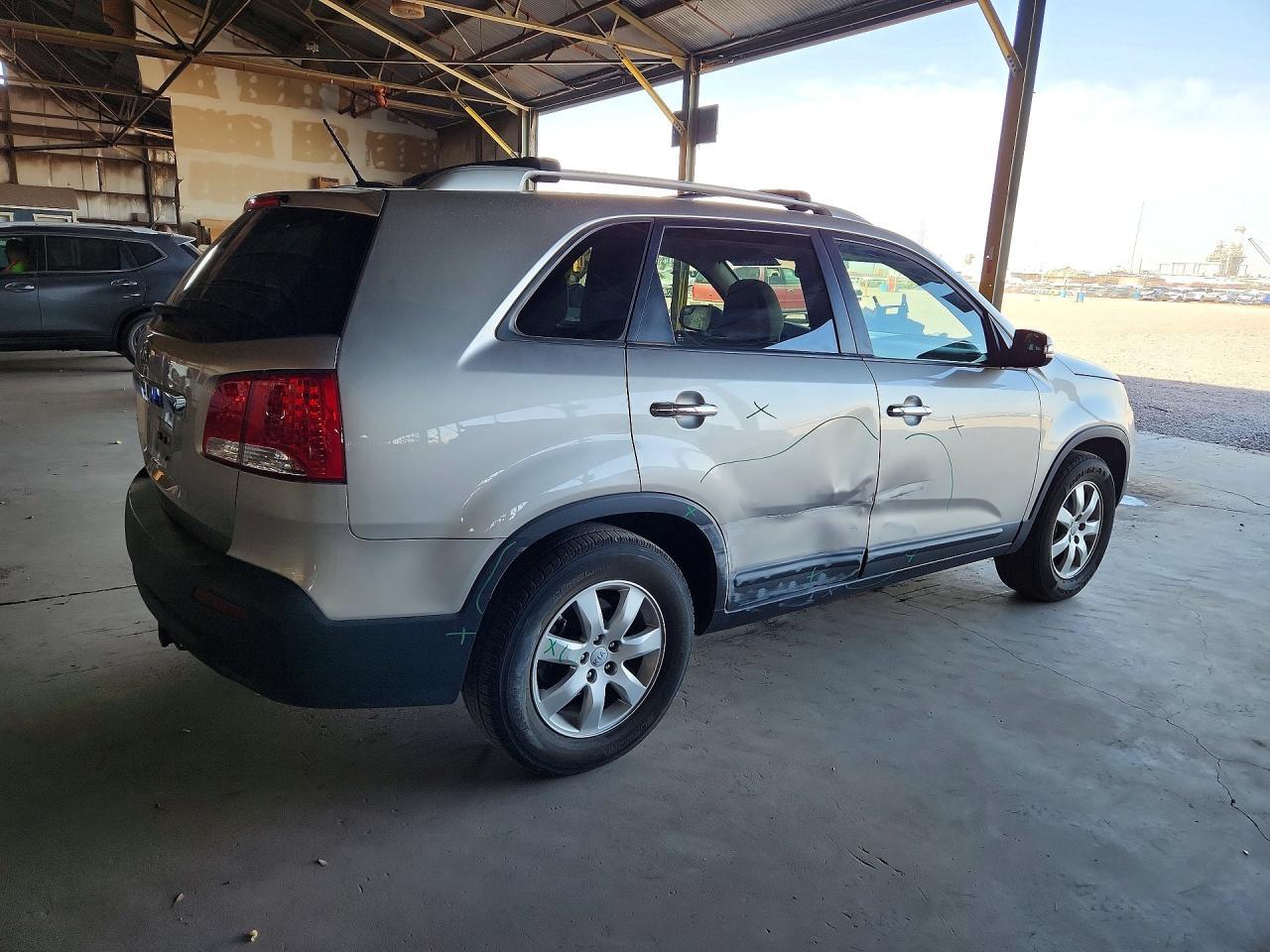 2013 Kia Sorento Lx - Фото 3