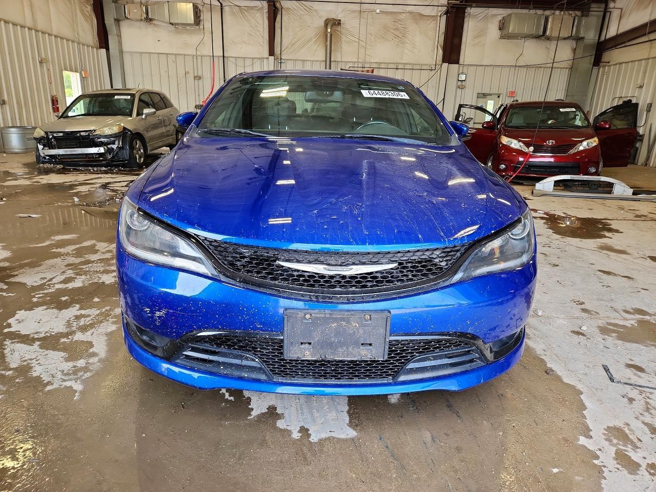 2015 Chrysler 200 S - Фото 5