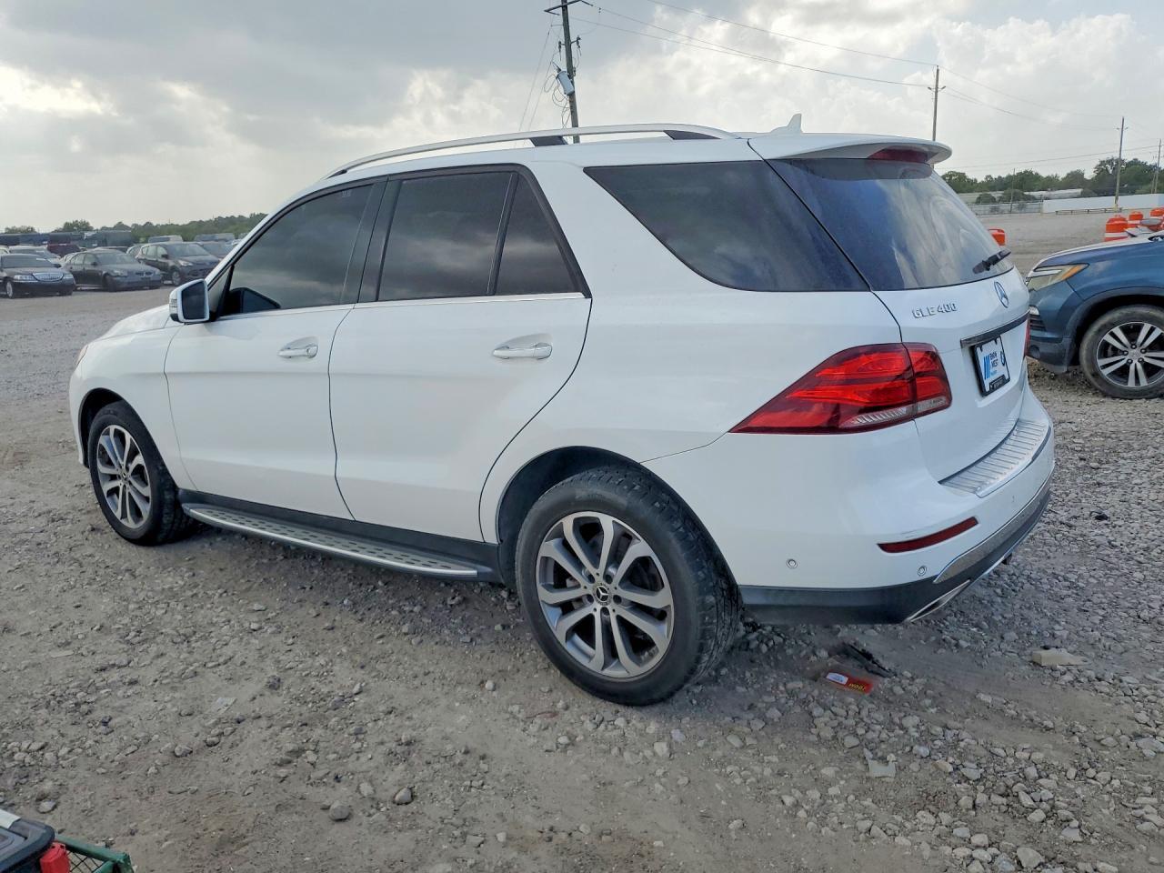 2019 Mercedes-Benz Gle 400 4Matic - Фото 2