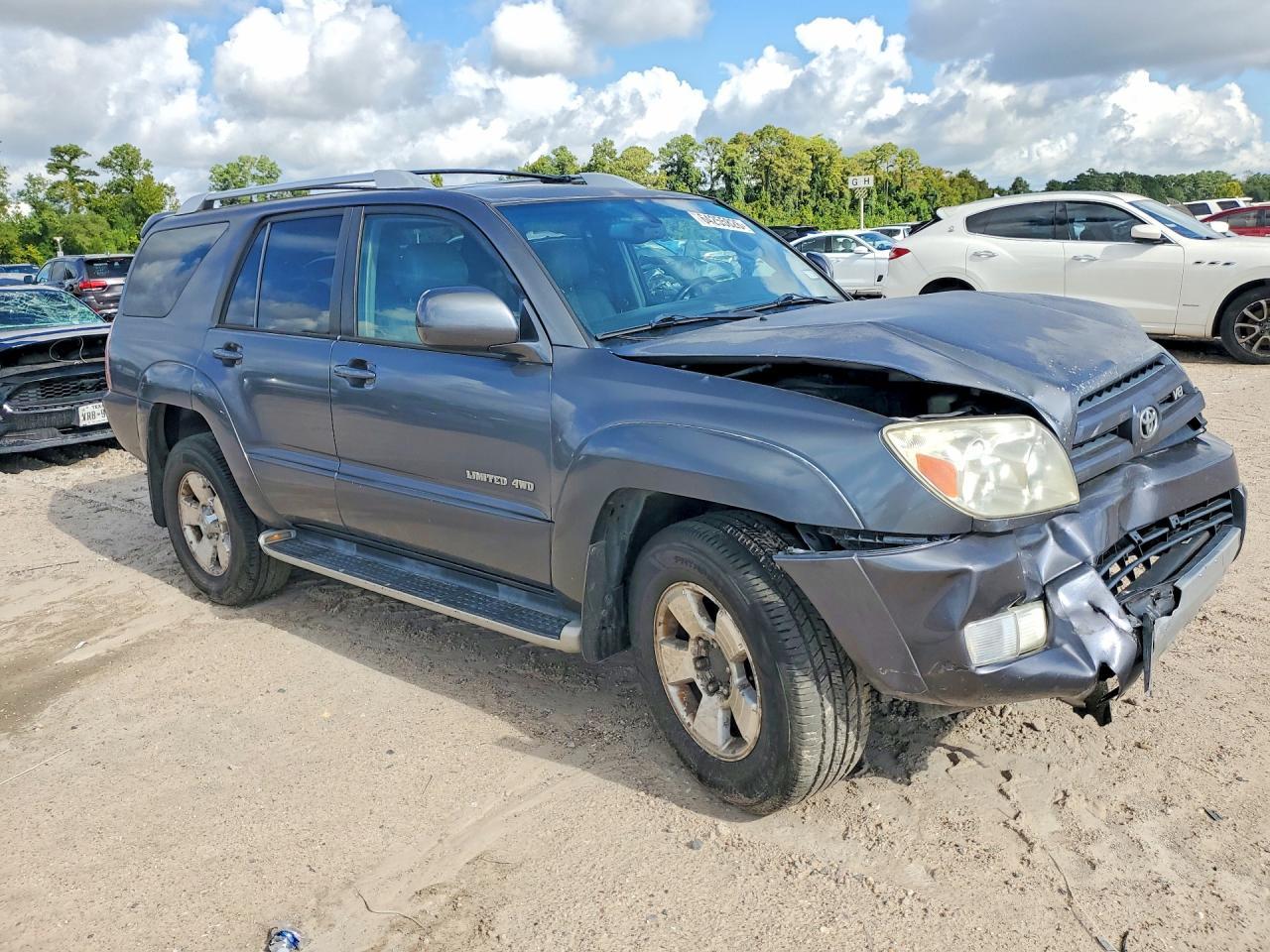2004 Toyota 4Runner Limited - Image 4