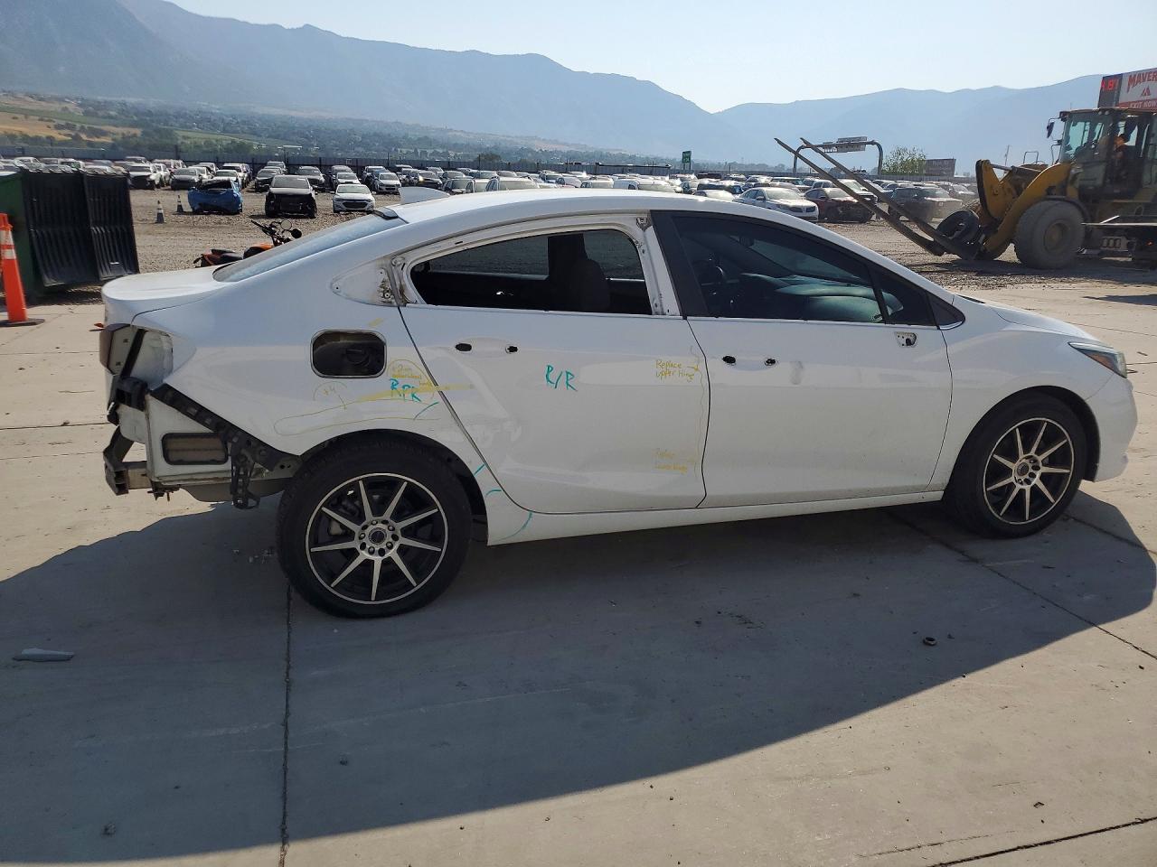 2017 Chevrolet Cruze Lt - Фото 3