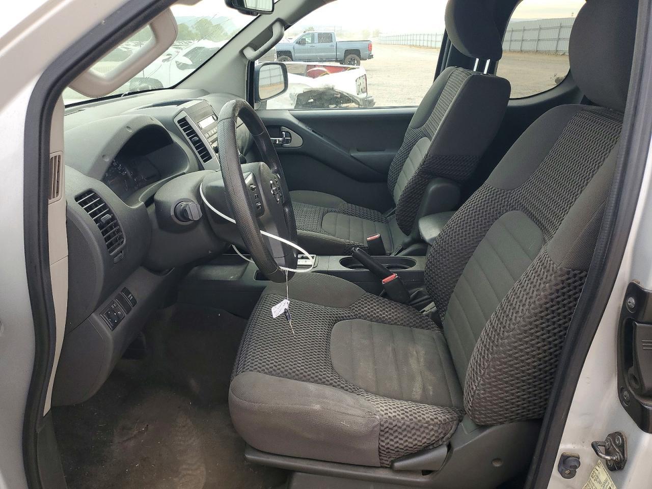 2012 Nissan Frontier Sv V6 - Фото 7