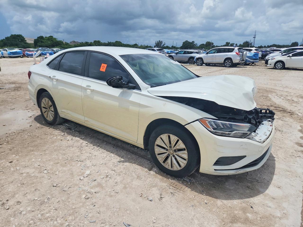 2019 Volkswagen Jetta S - Фото 4