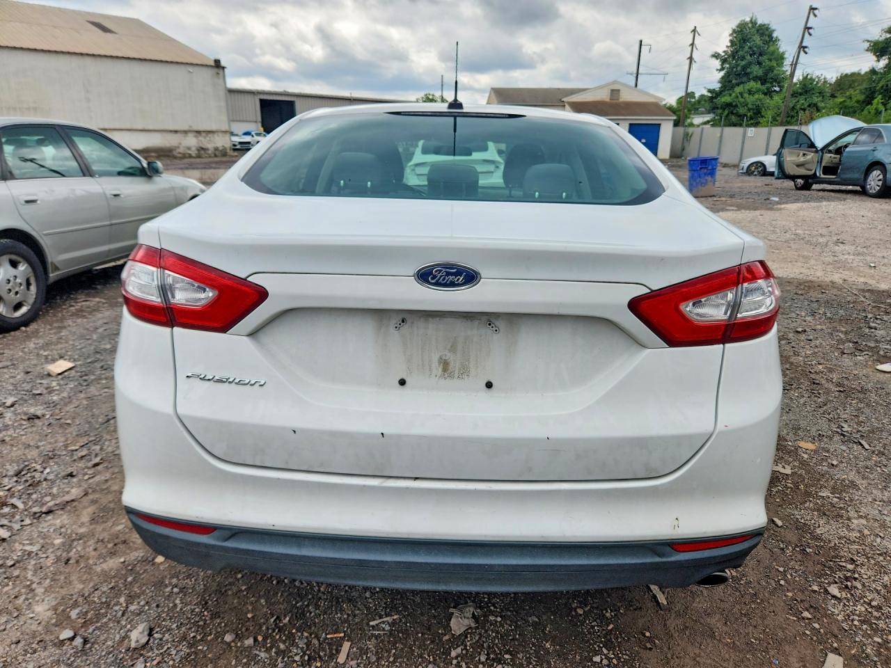 2013 Ford Fusion S - Image 6