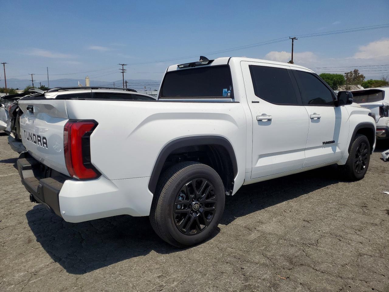 2025 Toyota Tundra Limited - Фото 3