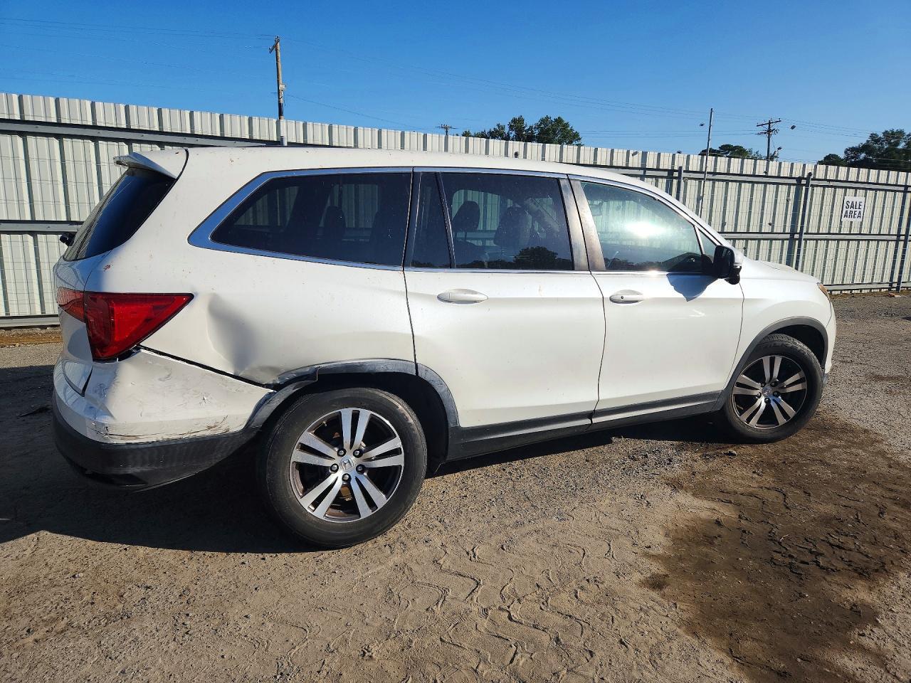 2017 Honda Pilot Exl - Image 3
