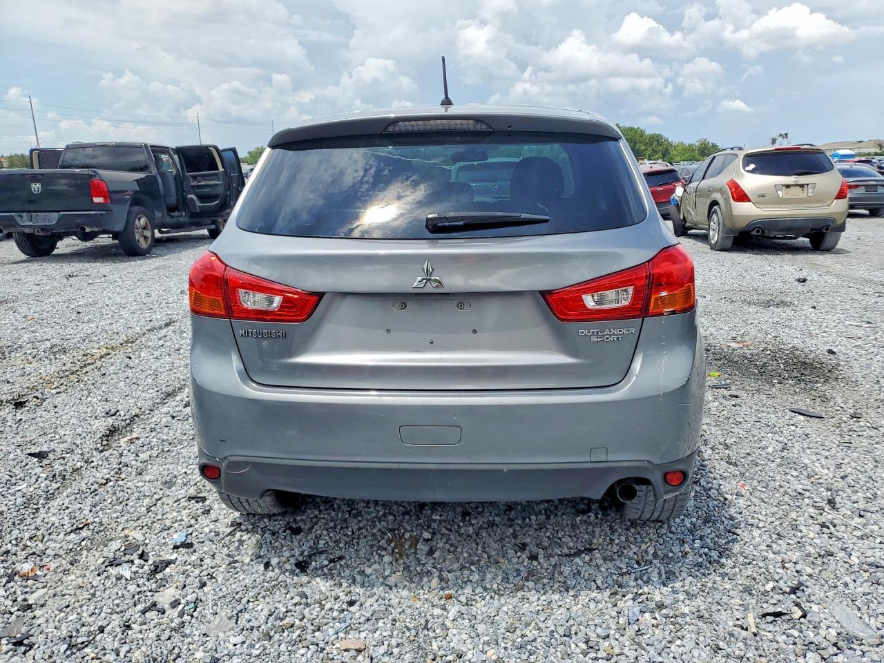 2015 Mitsubishi Outlander Sport Es - Фото 6