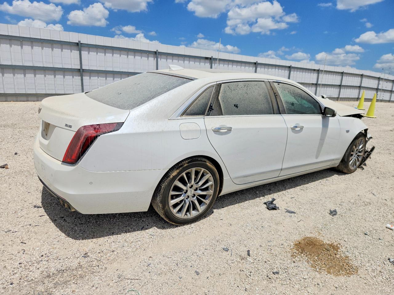 2017 Cadillac Ct6 Luxury - Фото 3