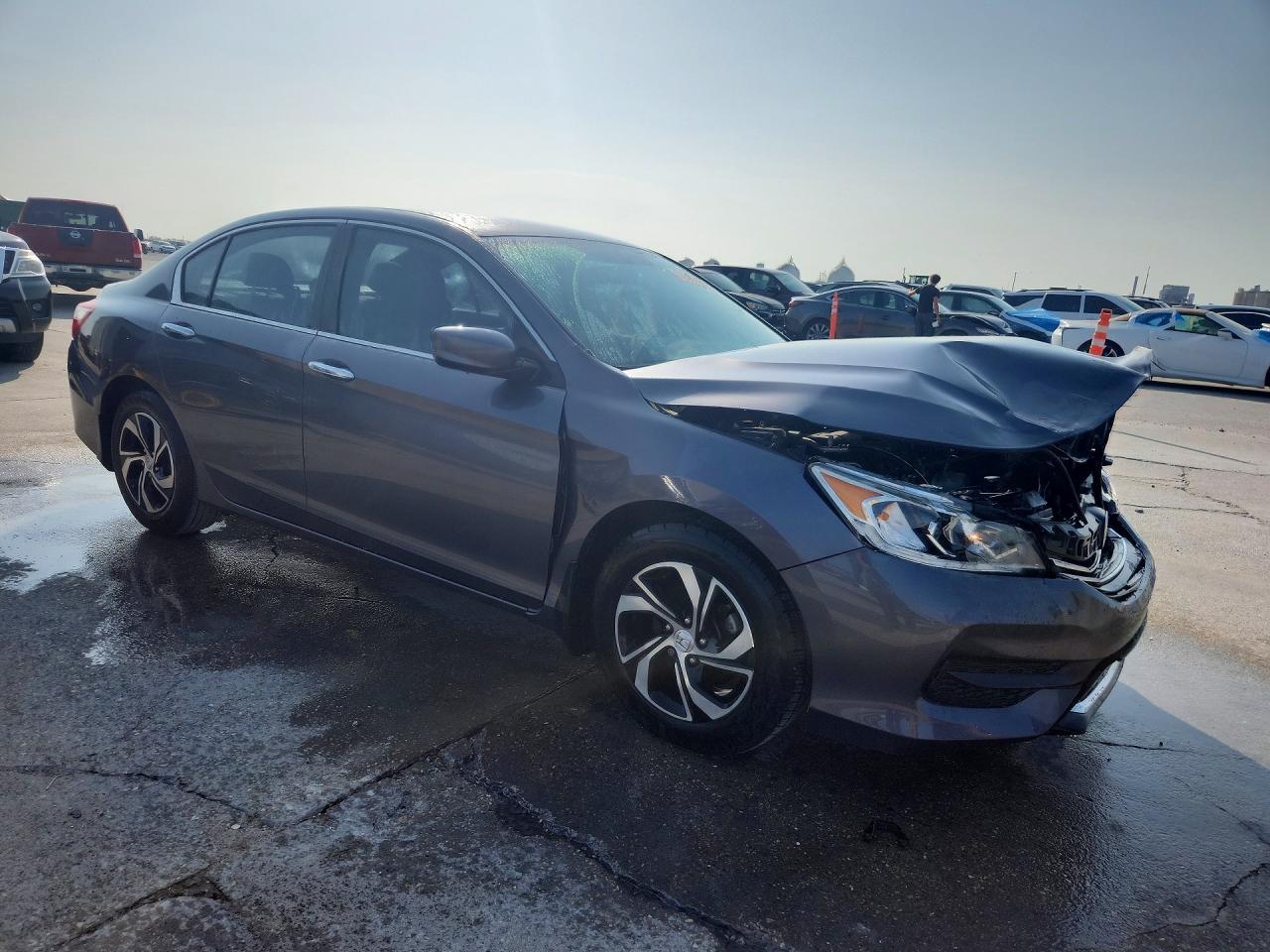 2017 Honda Accord Lx - Фото 4