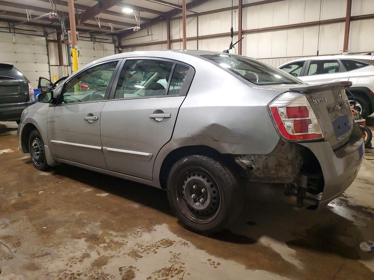 2012 Nissan Sentra 2.0 - Image 2