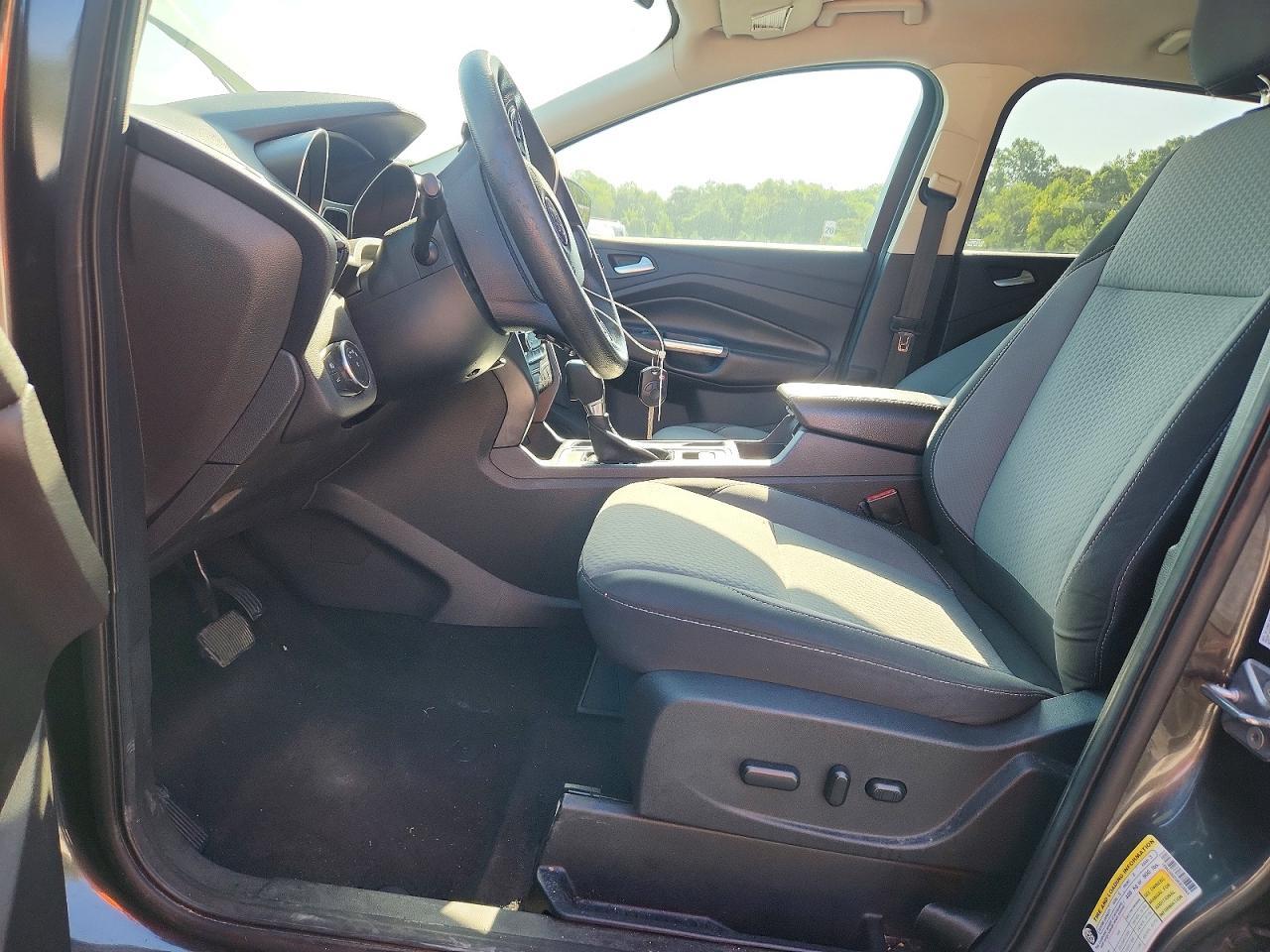 2017 Ford Escape Se - Фото 7